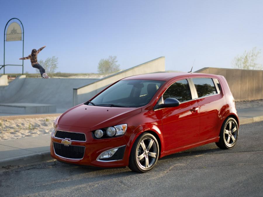  Chevrolet Sonic RS 2012 года  (фото 5 из 6)
